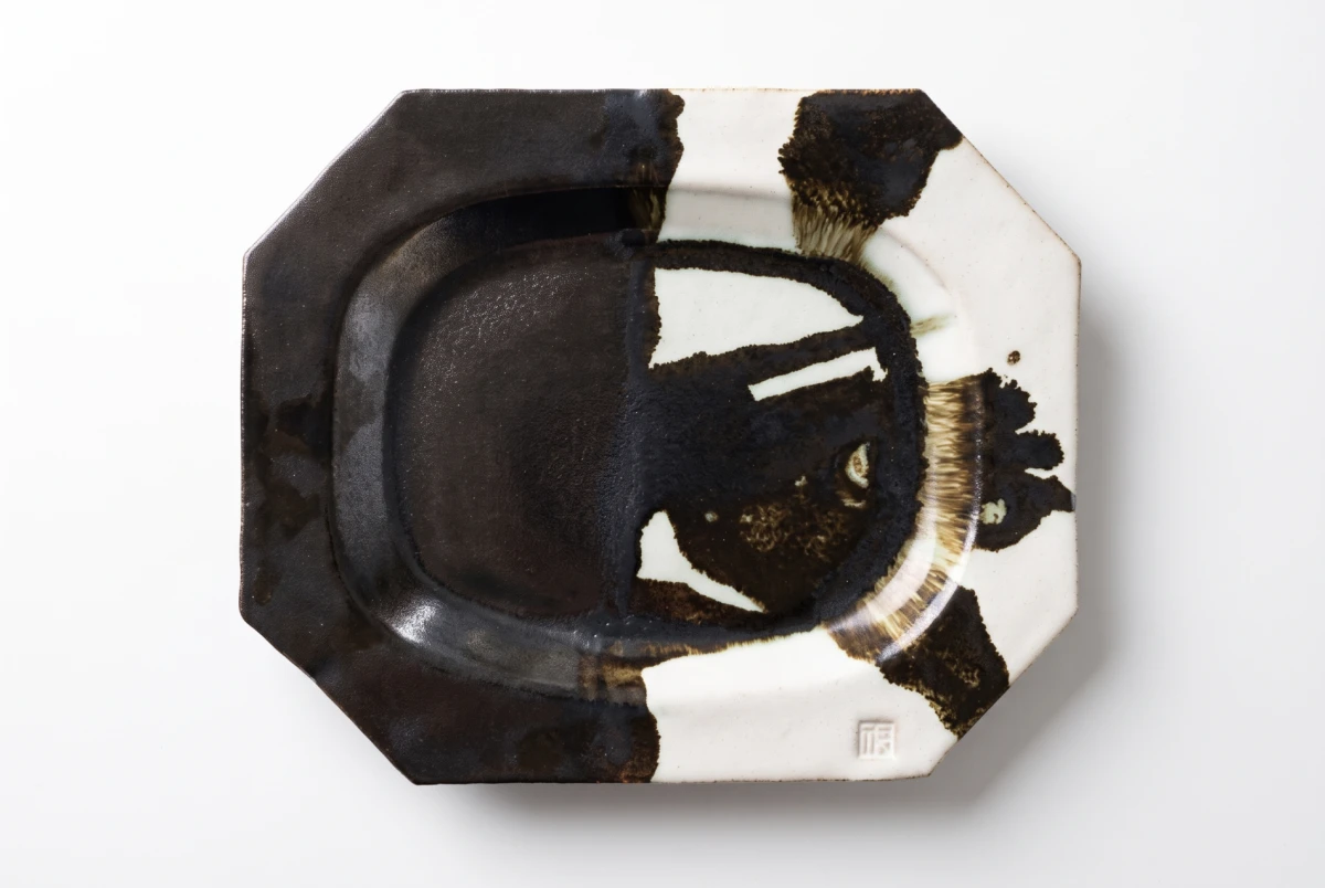 Stoneware Plate STUDIO HEIN