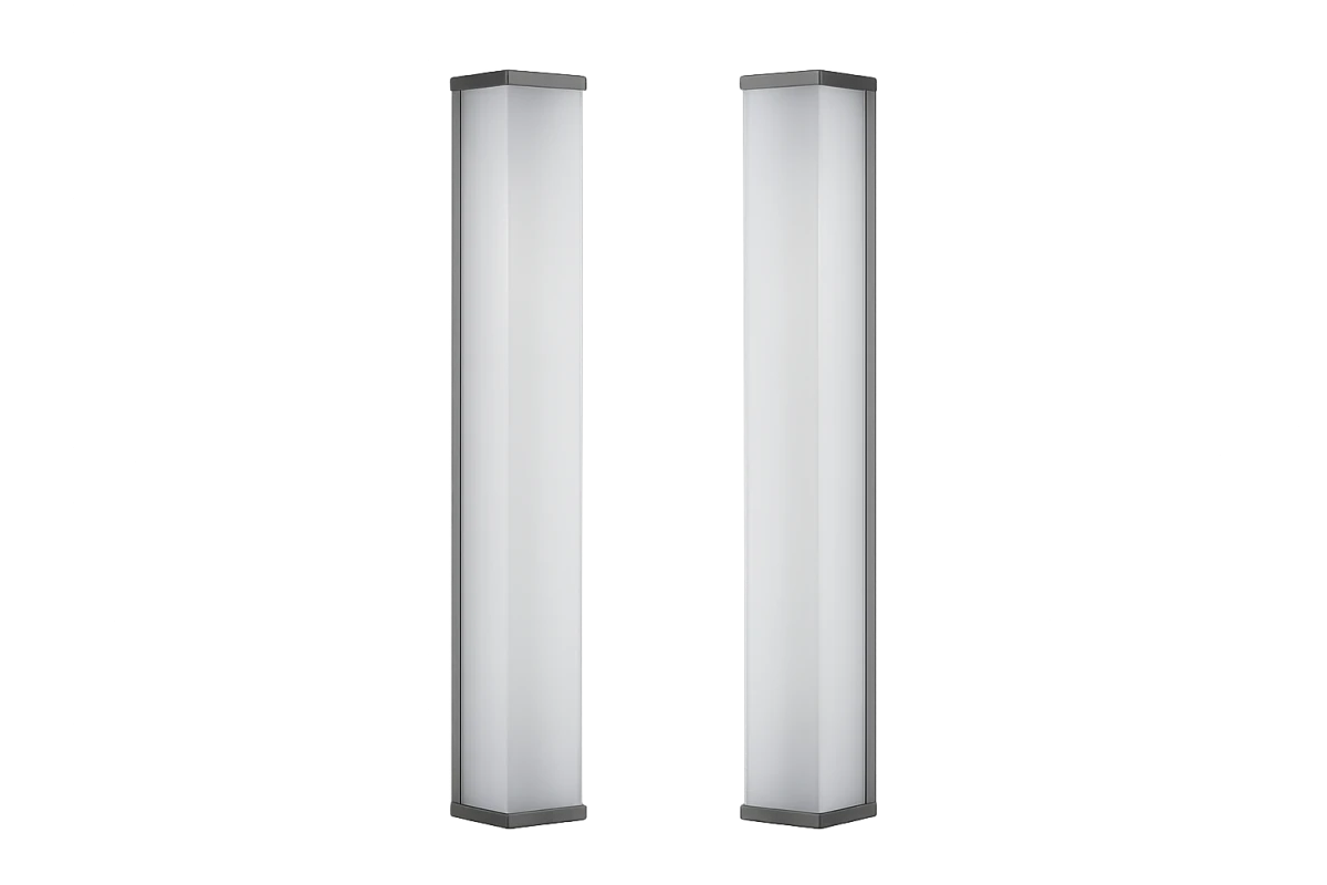 WALL LIGHTS IN GLASS AND STEEL