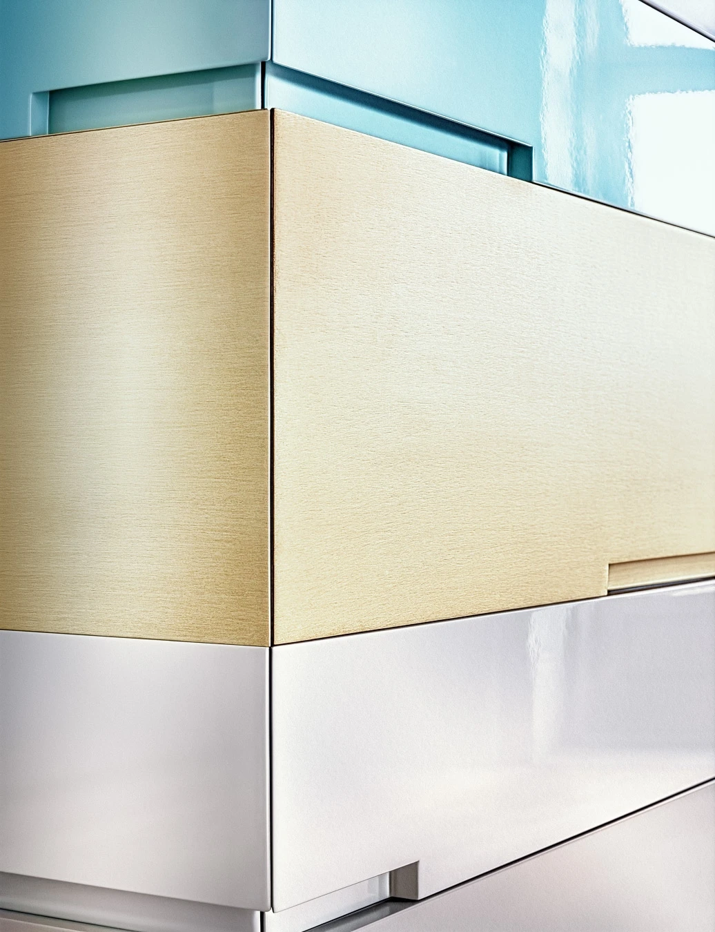 CHEST OF DRAWERS GOLD