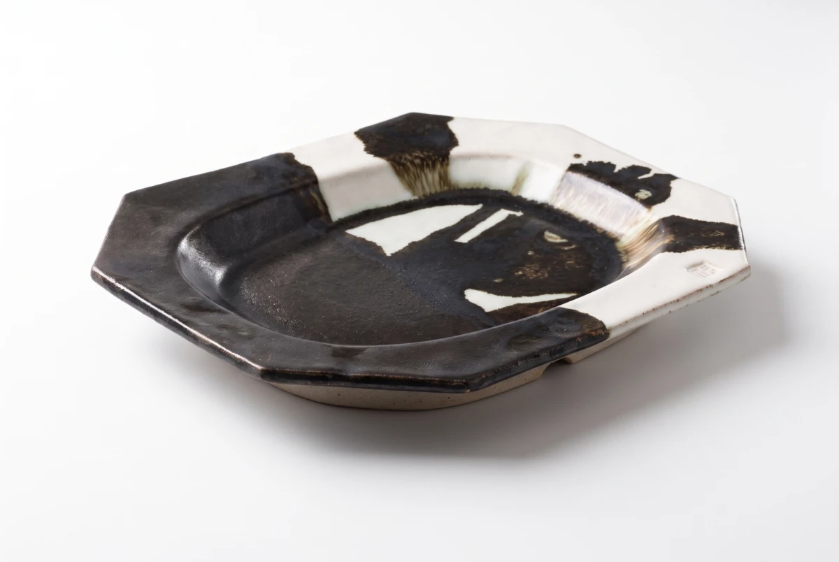 Stoneware Plate STUDIO HEIN