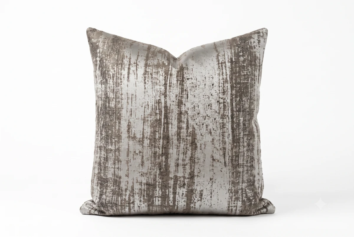 DECORATIVE CUSHION STRIPED PATTERN