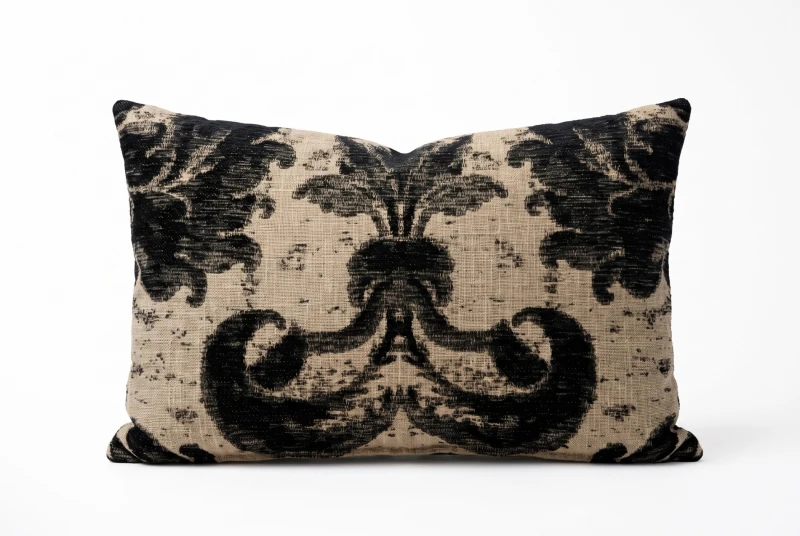 DECORATIVE CUSHION FLORAL PATTERN