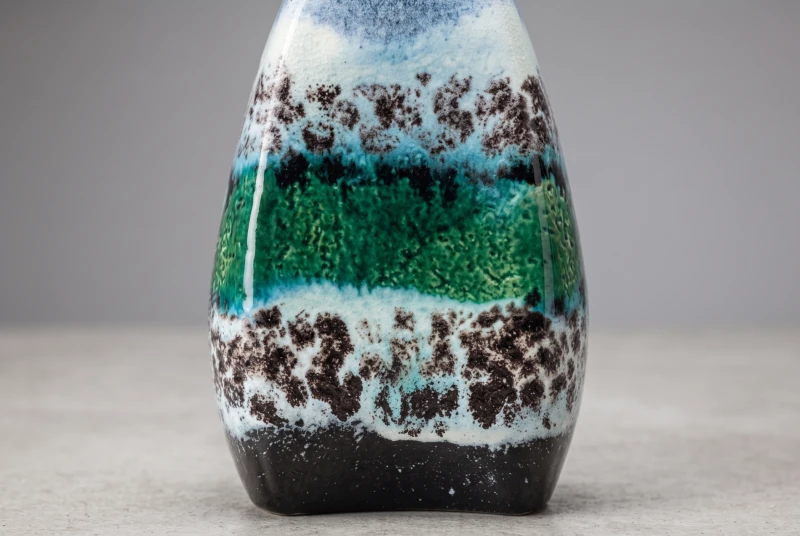 PAIR OF CERAMIC VASES GREEN